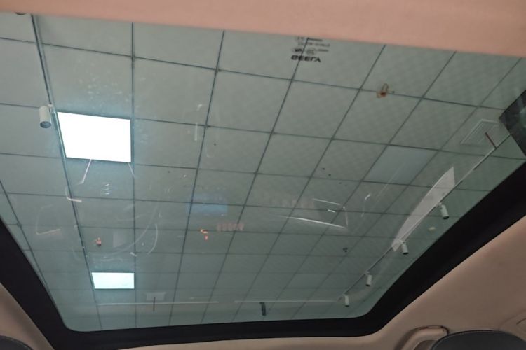 GEELY Emgrand GS 2018 car image #21