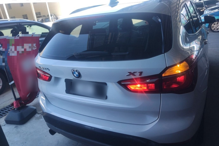 BMW X1 2017 car image #6