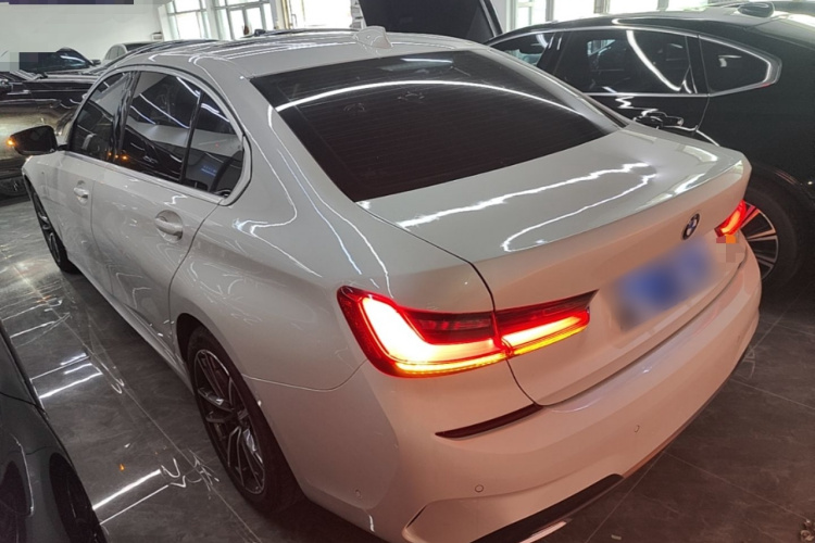 BMW 3 Series 2020 #5 BMW 3 Series 2020 car image #5