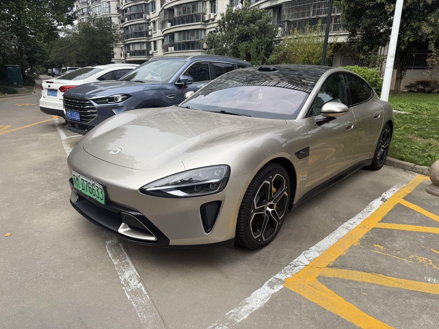 MI SU7 2025 car image 