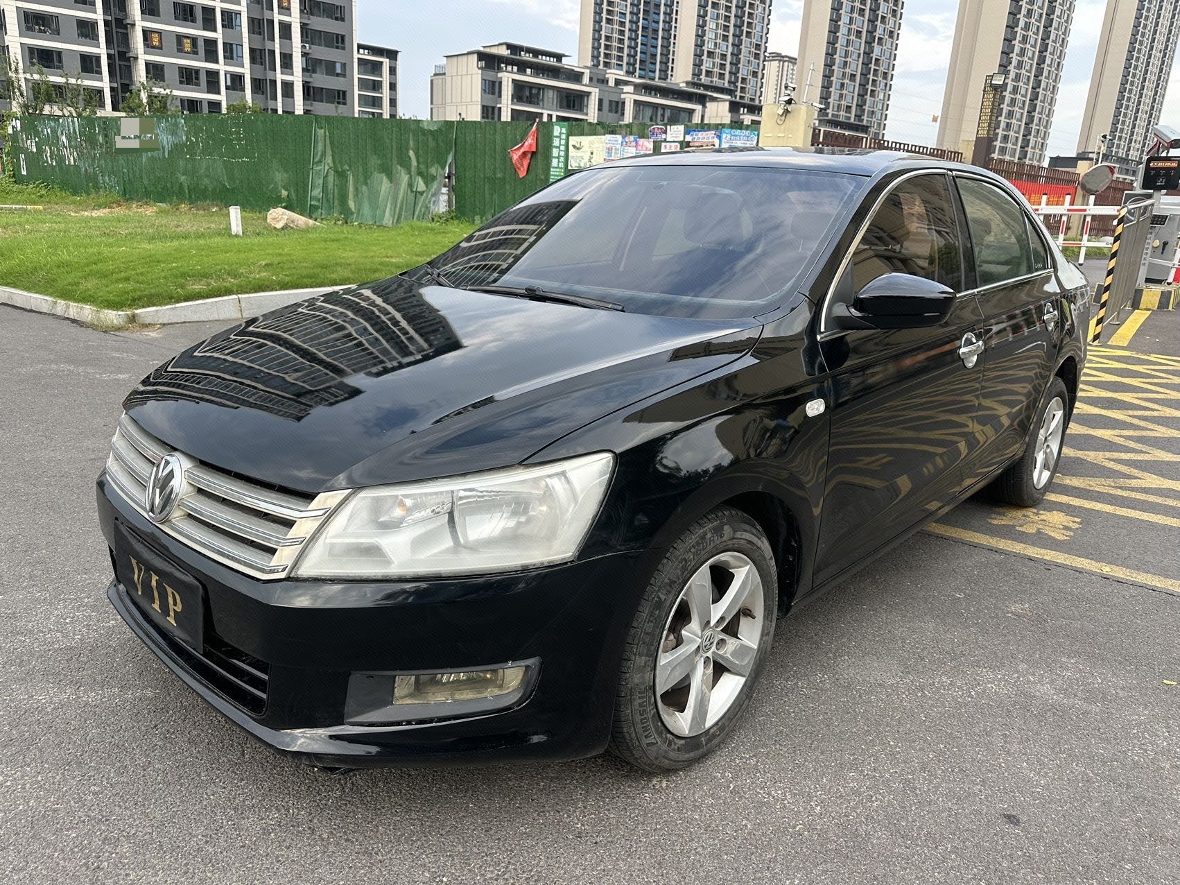 Volkswagen Santana 2016 car image 