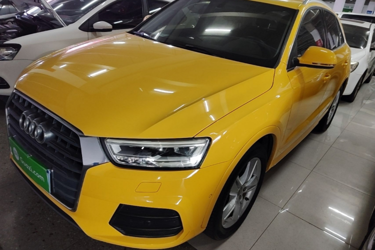 Audi Q3 2017 car image #2