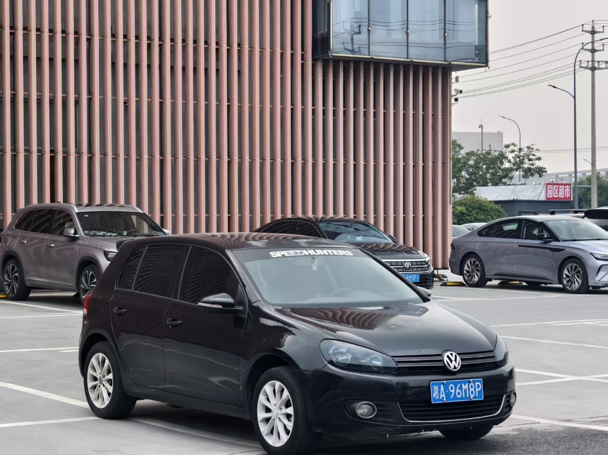 Volkswagen Golf 2010 #2 Volkswagen Golf 2010 car image #2