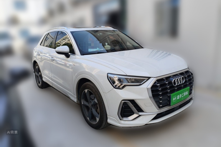 Audi Q3 2019 car image #4