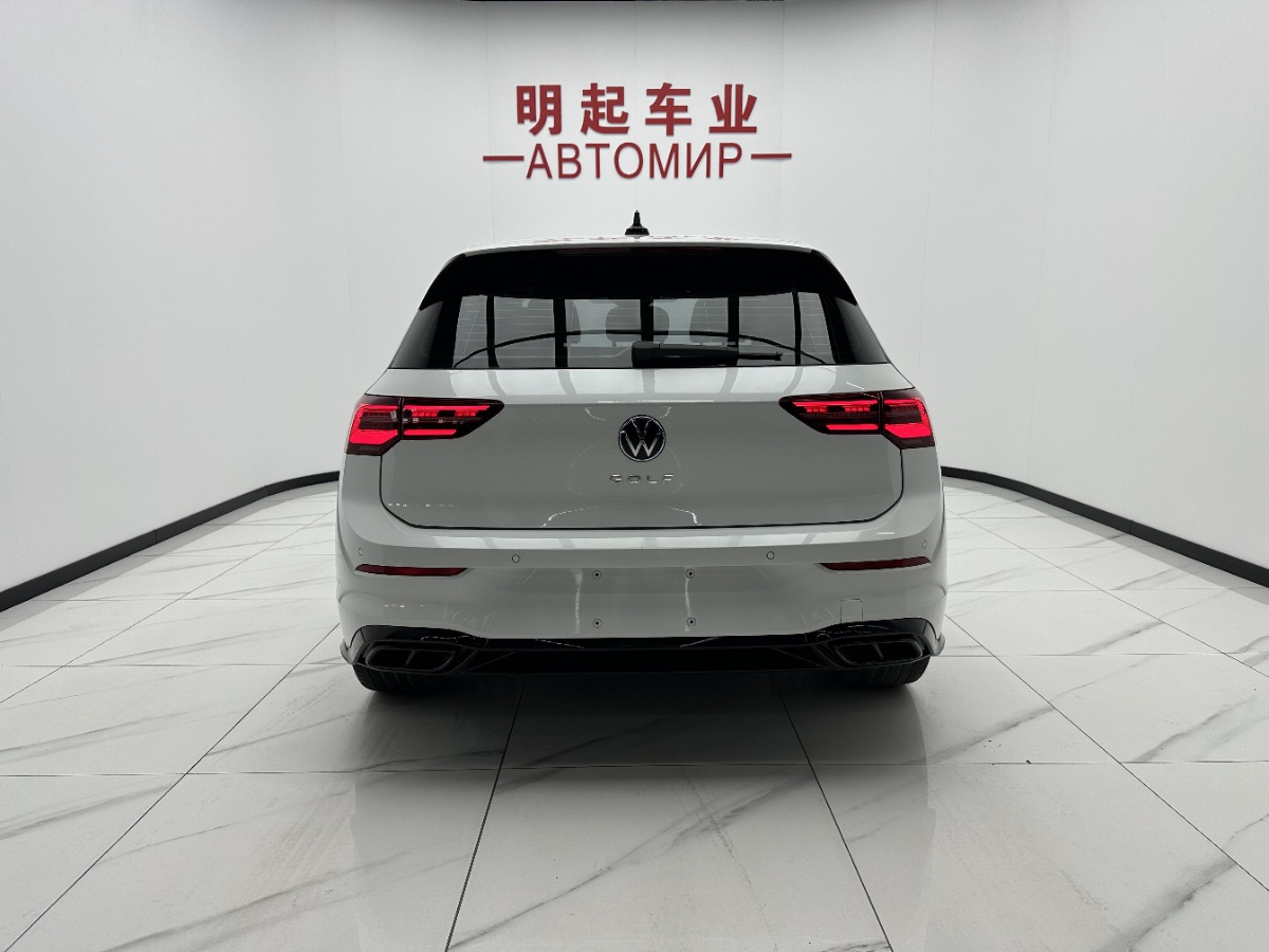 Volkswagen Golf 2022 car image #10