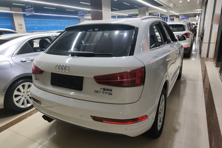Audi Q3 2016 #5 Audi Q3 2016 car image #5
