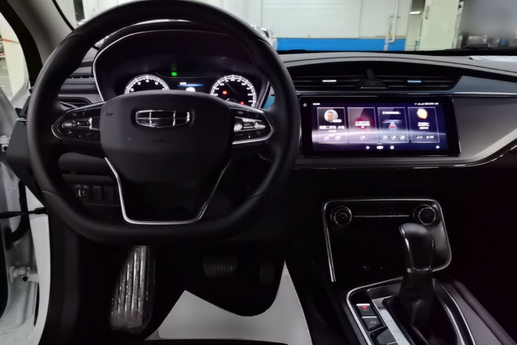 GEELY Binray 2020 изображение автомобиля #10