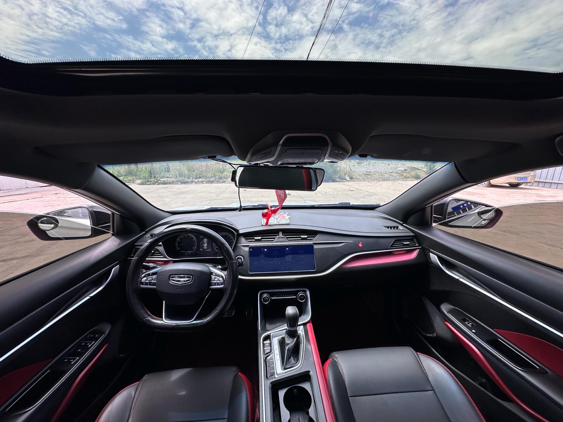 GEELY Binray 2021 car image #9