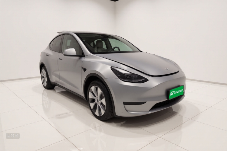Tesla Model Y 2022 #4 Tesla Model Y 2022 car image #4