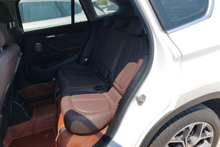 BMW X1 2021 car image #17