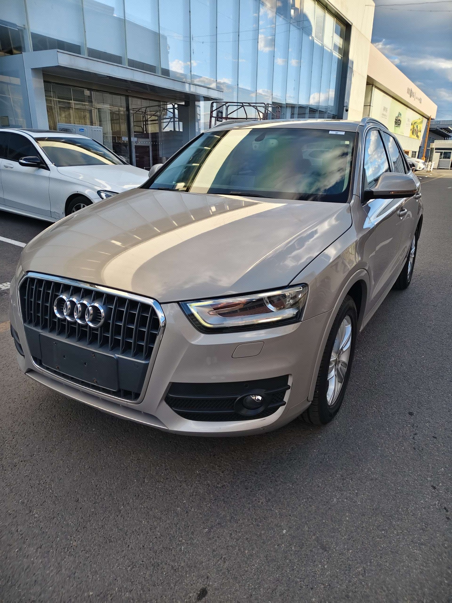 Audi Q3 2014 car image 