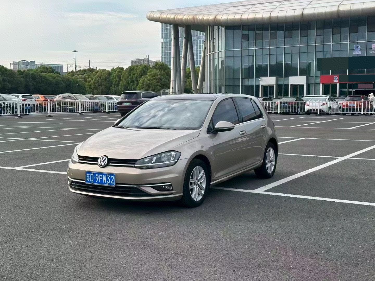 2019 2019 car image