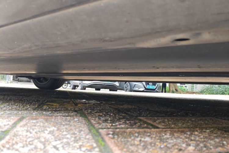Tesla Model 3 2023 car image #19