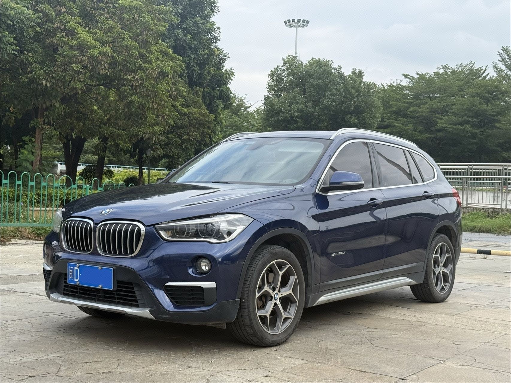 BMW X1 2018 BMW X1 2018 car image