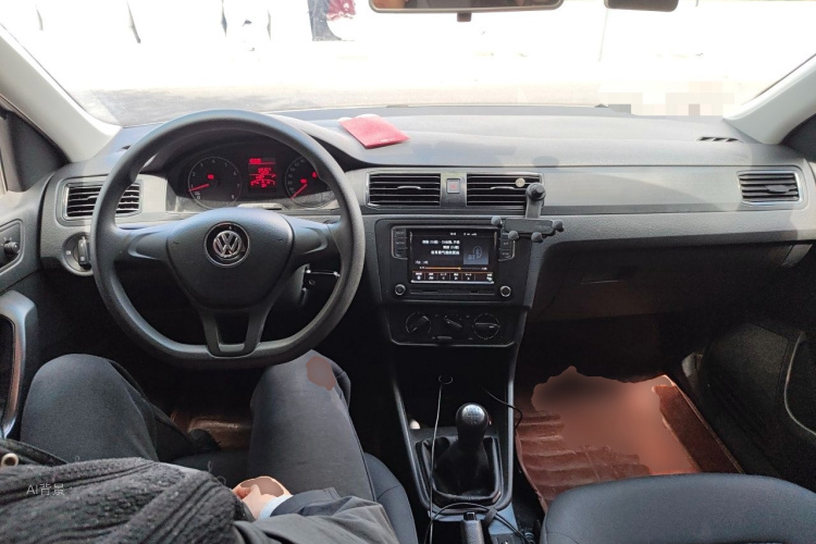 Volkswagen Santana 2018 car image #11
