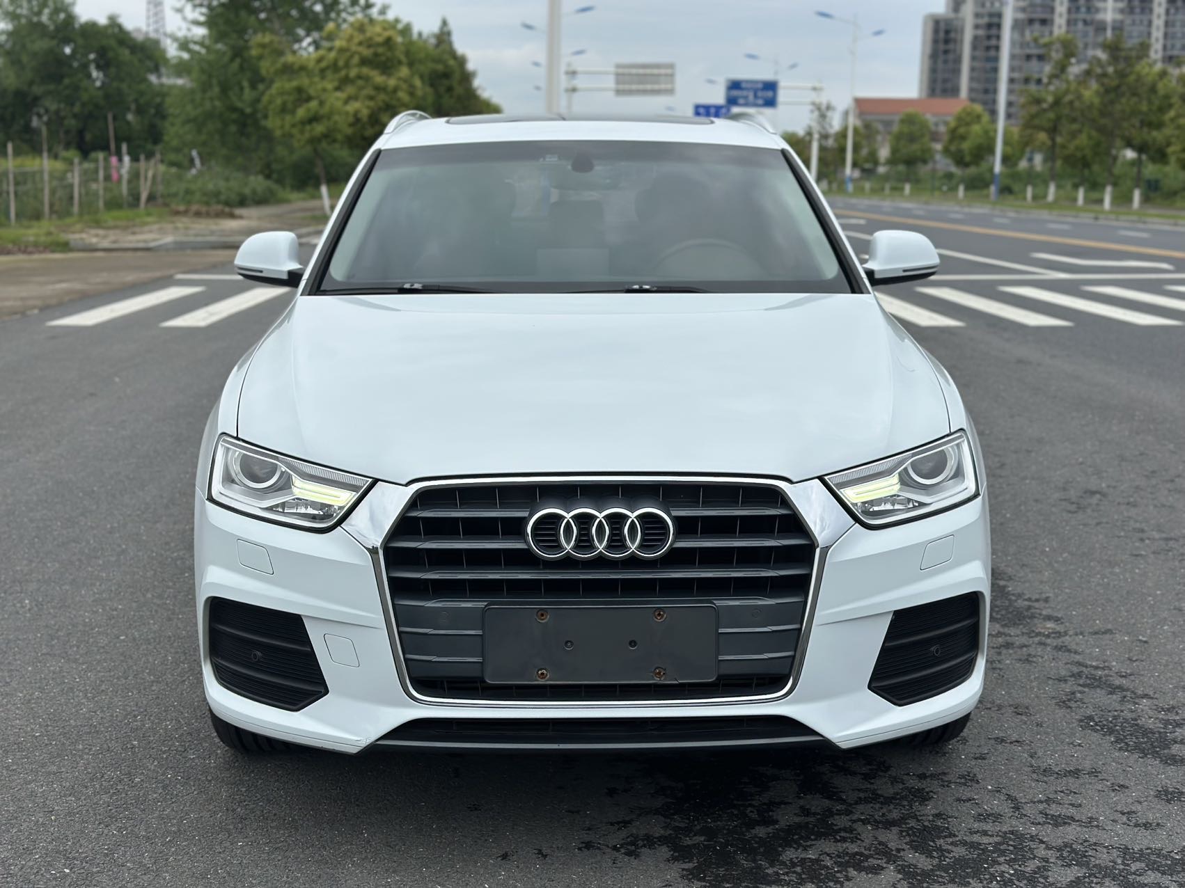 Audi Q3 2016 Audi Q3 2016 car image