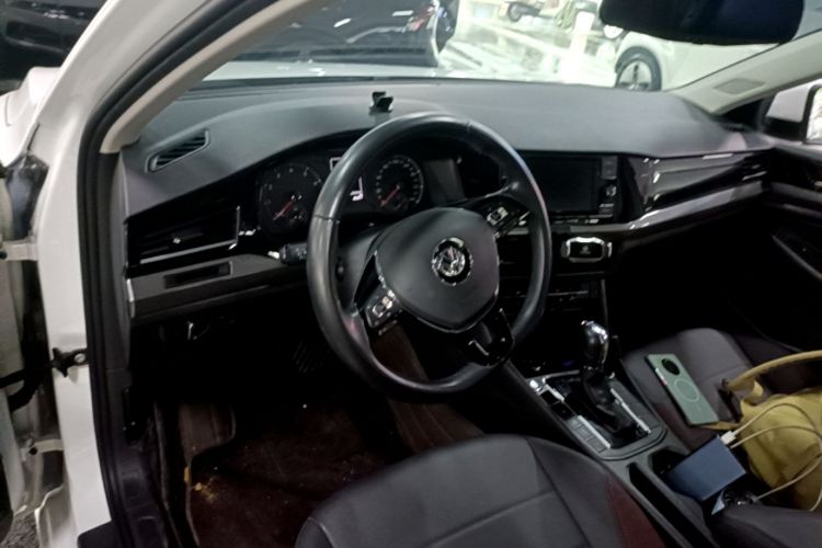 Volkswagen Bora 2020 car image #10