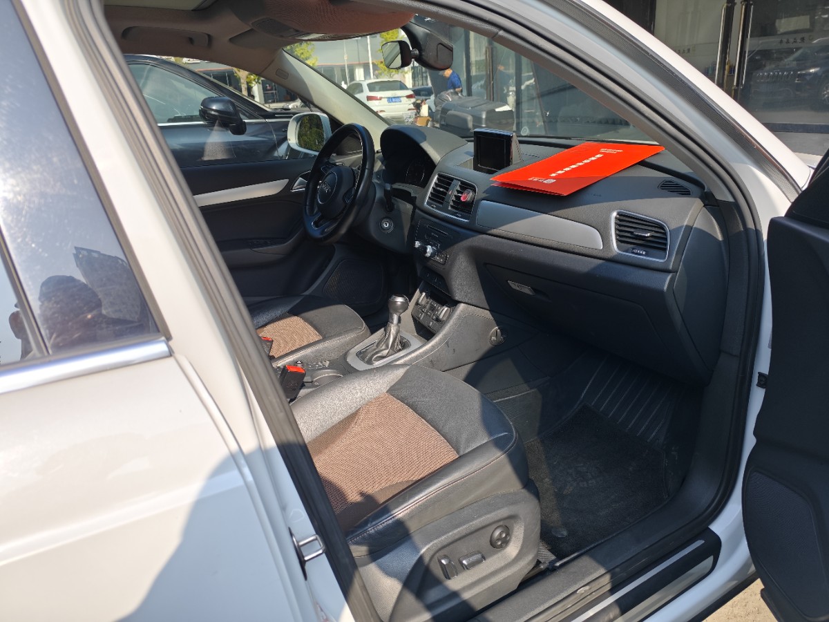 Audi Q3 2017 imagem de carro #4