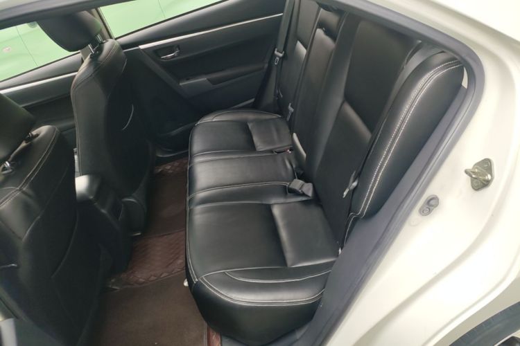 Toyota Corolla 2018 car image #17