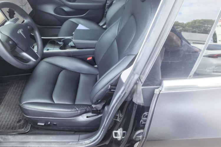 Tesla Model 3 2020 immagine di auto #17