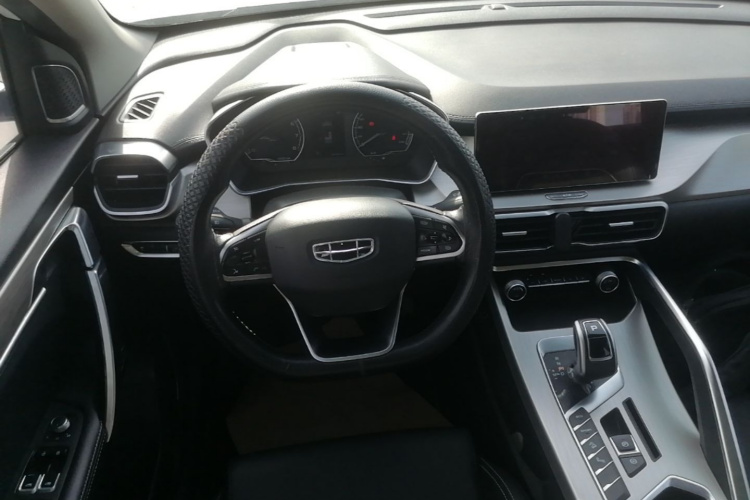 GEELY Coolray 2020 صورة سيارة #11