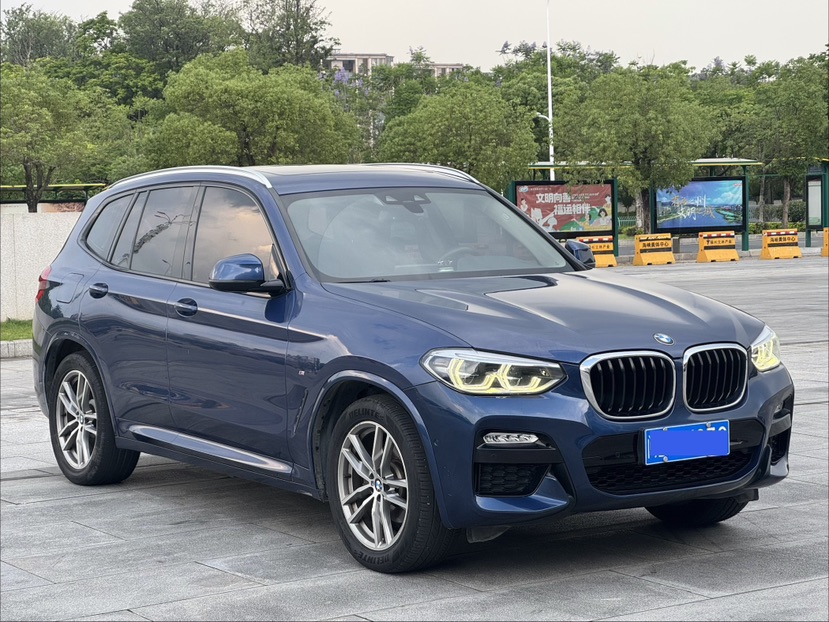 BMW X3 2019 car image #2