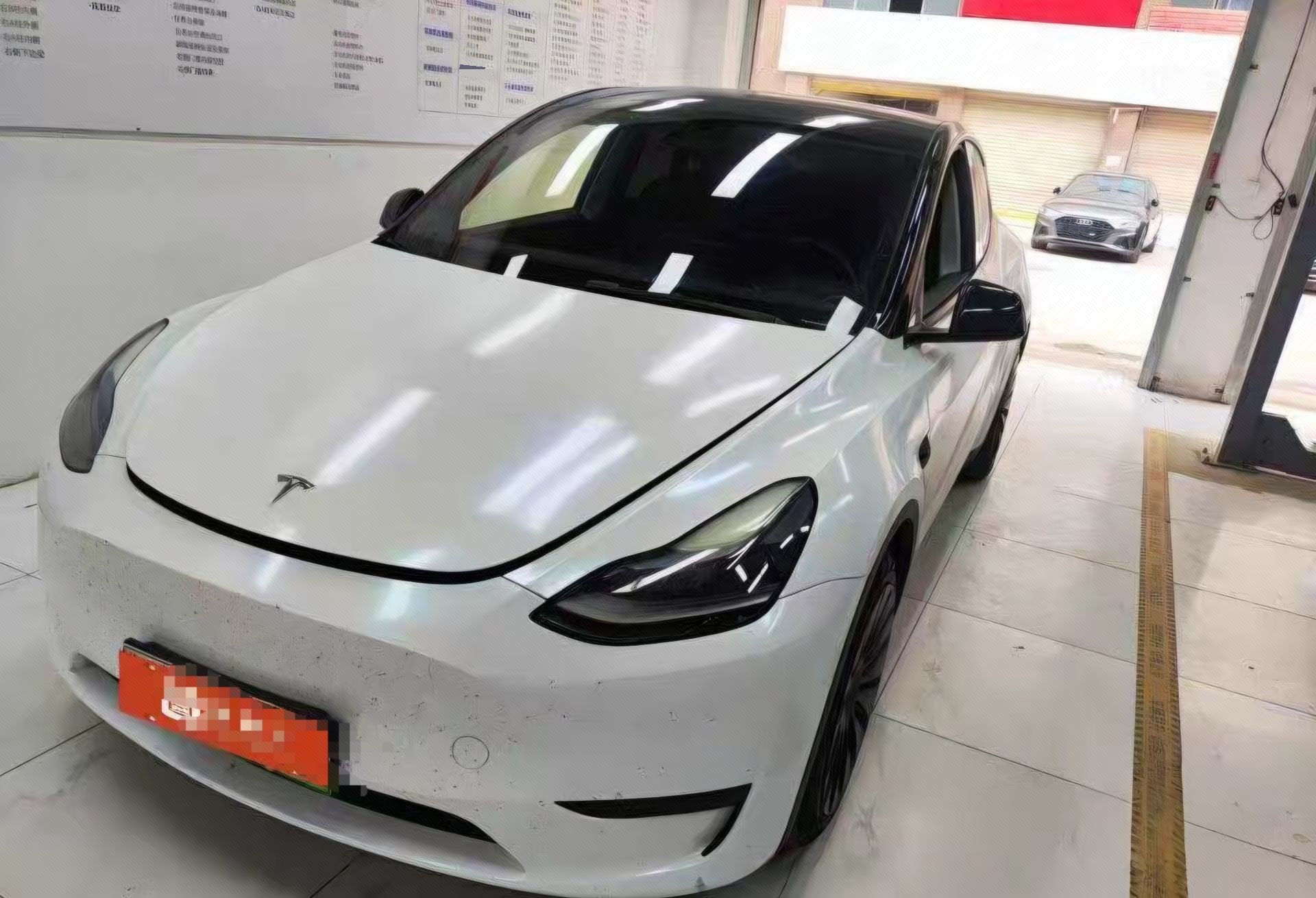 Tesla Model Y 2021 Tesla Model Y 2021 car image