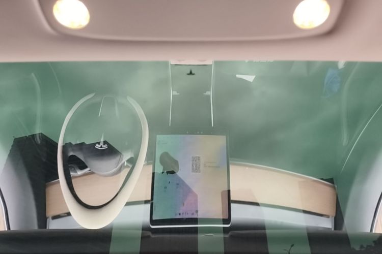 Tesla Model 3 2020 car image #18