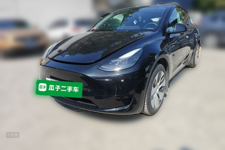 Tesla Model Y 2023 immagine di auto #2