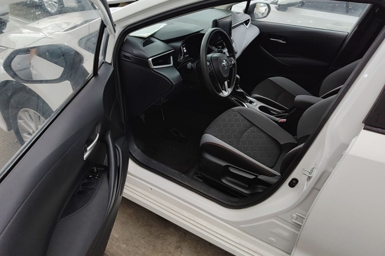 Toyota Corolla 2024 immagine di auto #16