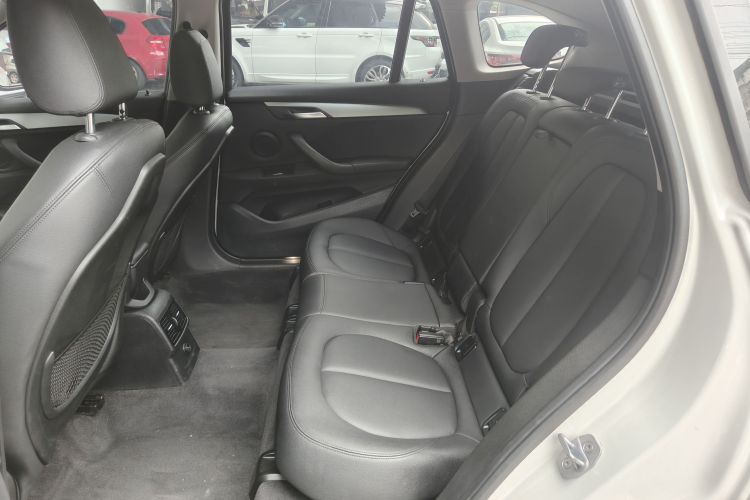 BMW X1 2017 #17 BMW X1 2017 car image #17