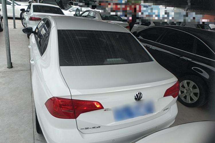 Volkswagen Bora 2021 car image #6