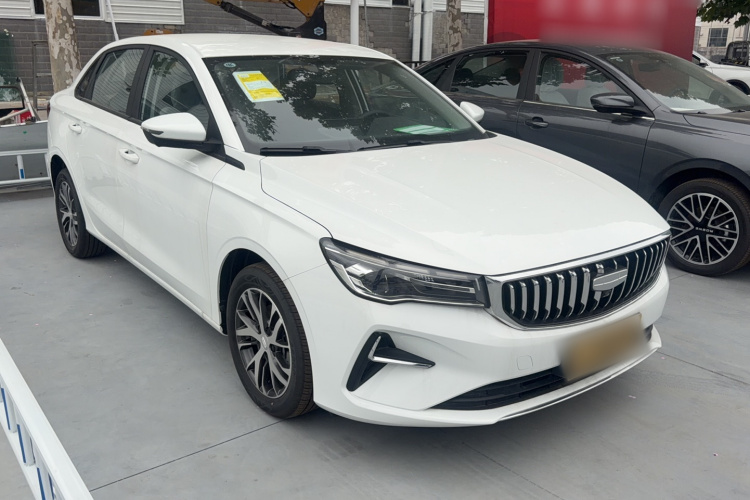 GEELY Emgrand 2025 immagine di auto #4