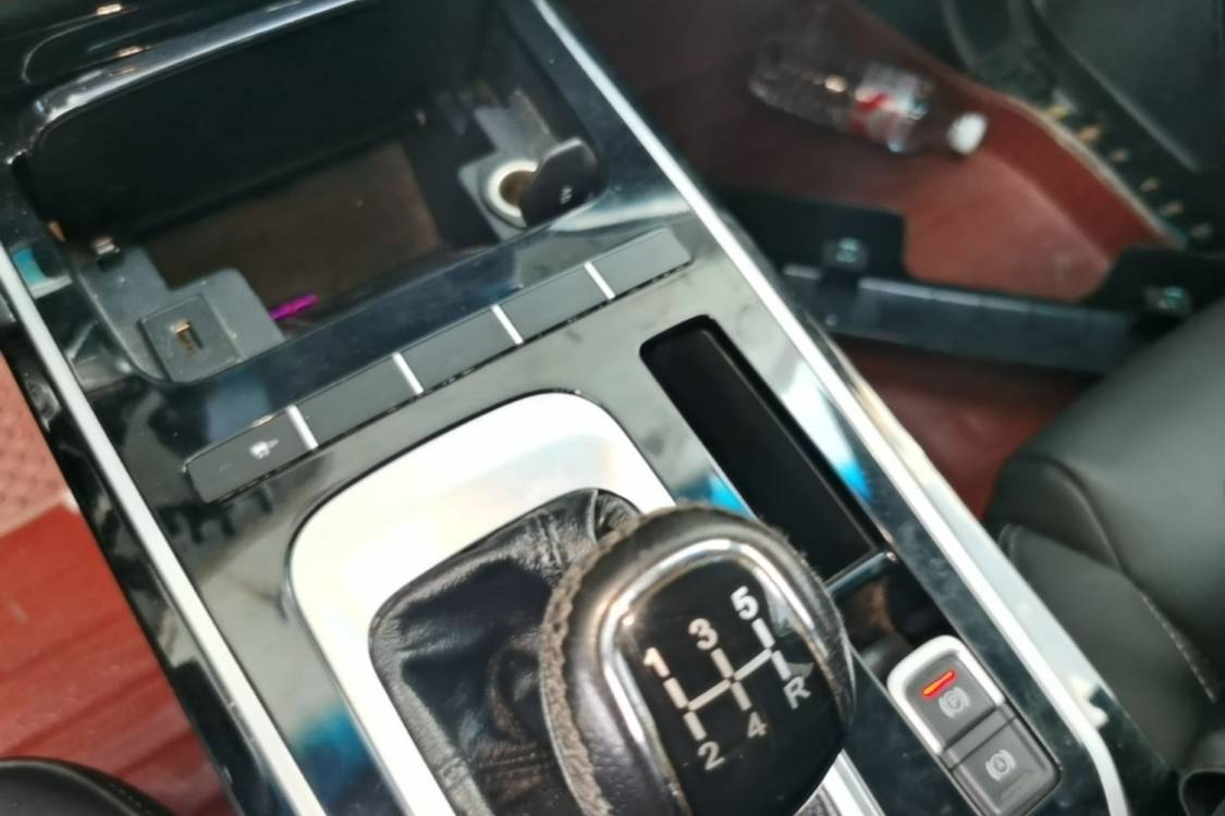 Jetour X70S 2019 #28 Jetour X70S 2019 car image #28