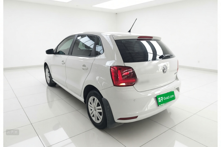 Volkswagen Polo 2016 car image #5
