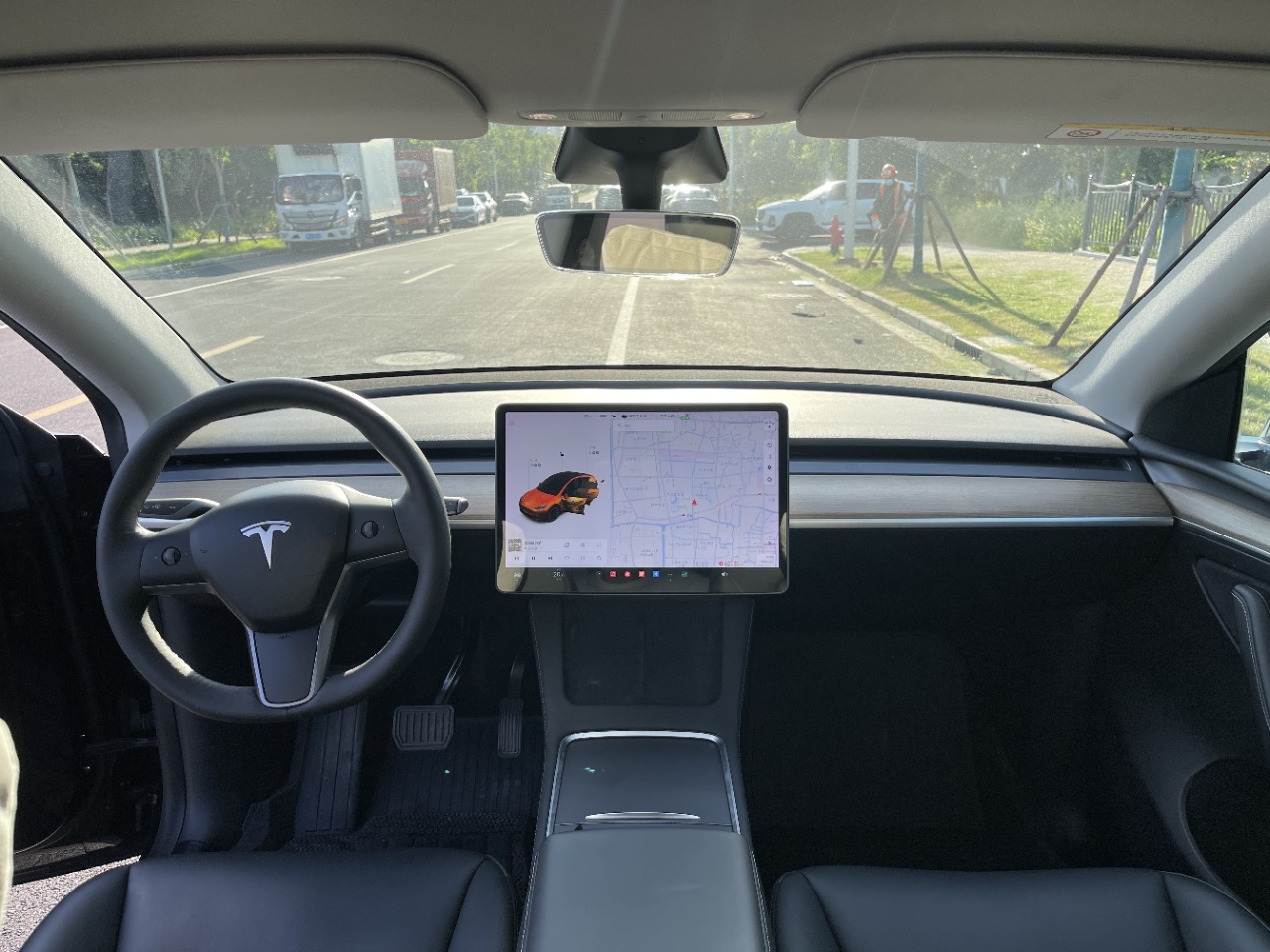 Tesla Model Y 2021 صورة سيارة #4