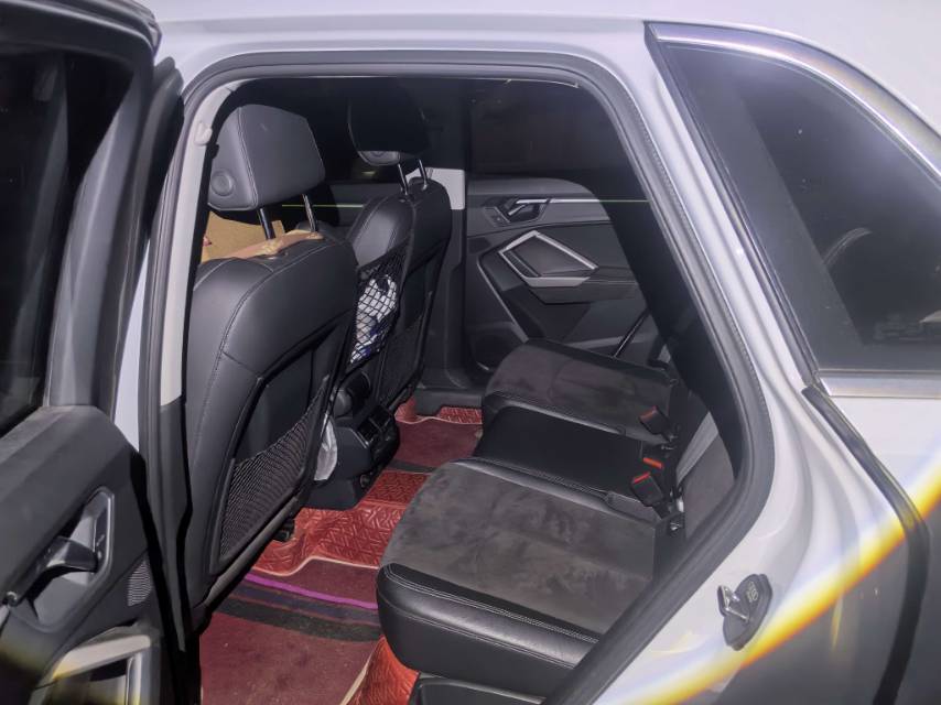 Audi Q3 2021 immagine di auto #4