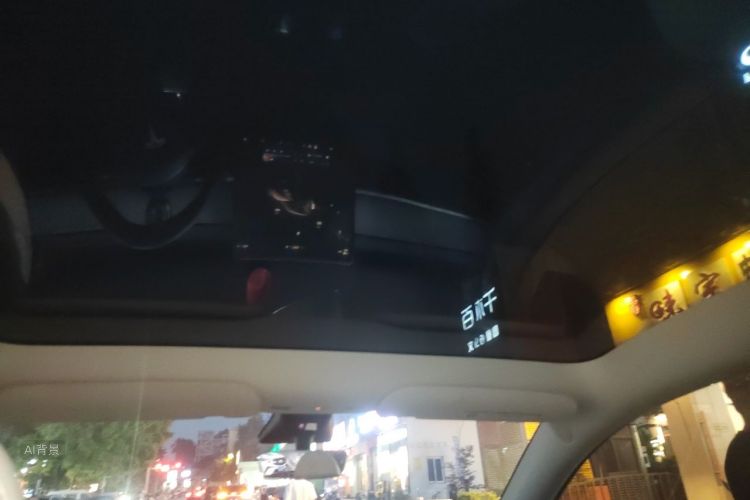 Tesla Model Y 2023 #20 Tesla Model Y 2023 car image #20