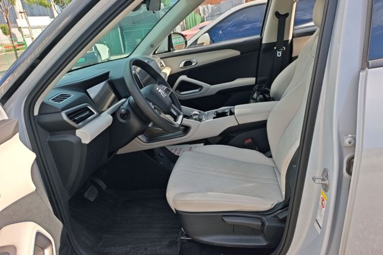 BYD YuanUP 2024 car image #15
