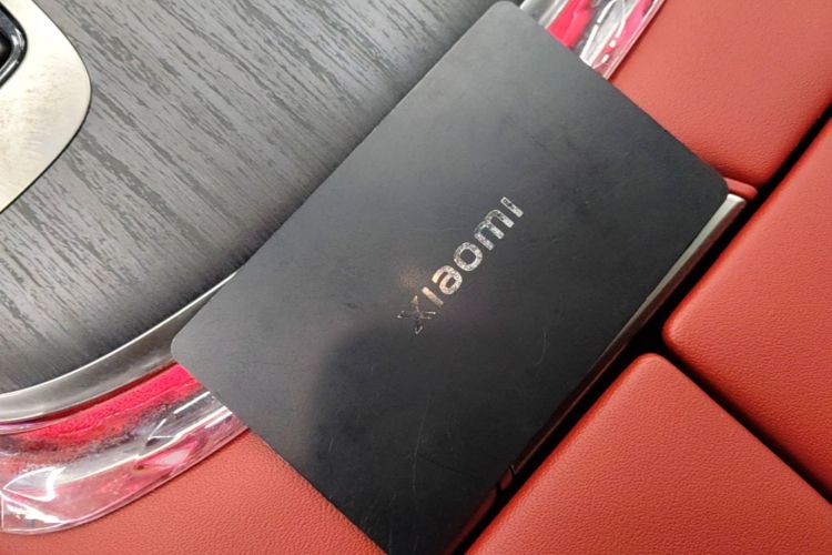 MI SU7 2025 immagine di auto #14