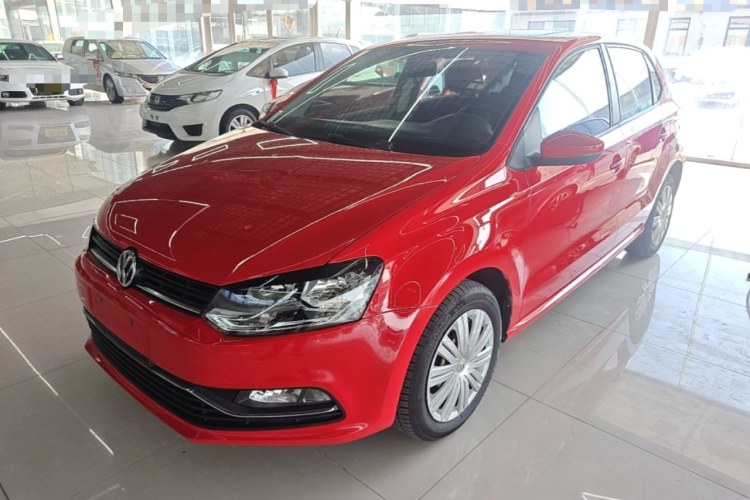 Volkswagen Polo 2016 car image #2