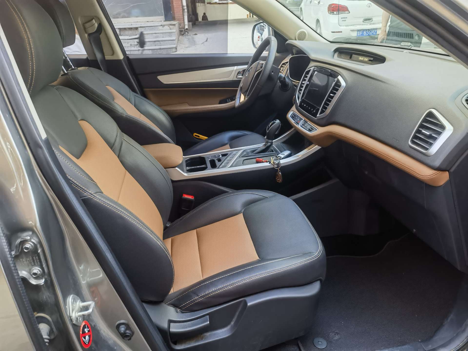 GEELY Vision X6 2019 صورة سيارة #8