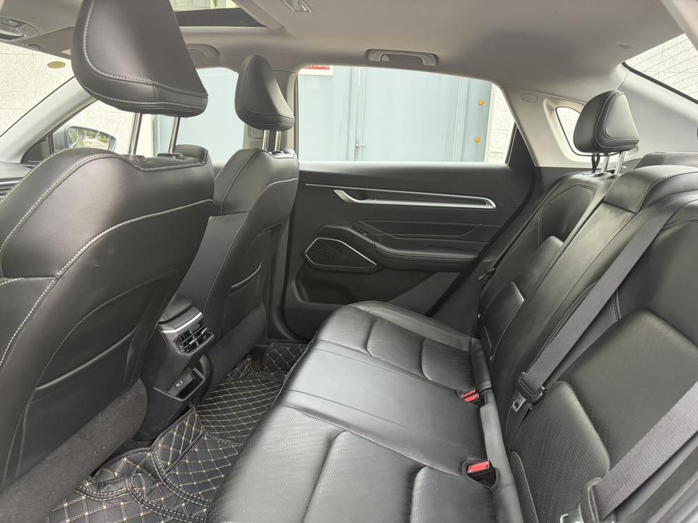 GEELY Emgrand 2023 car image #9