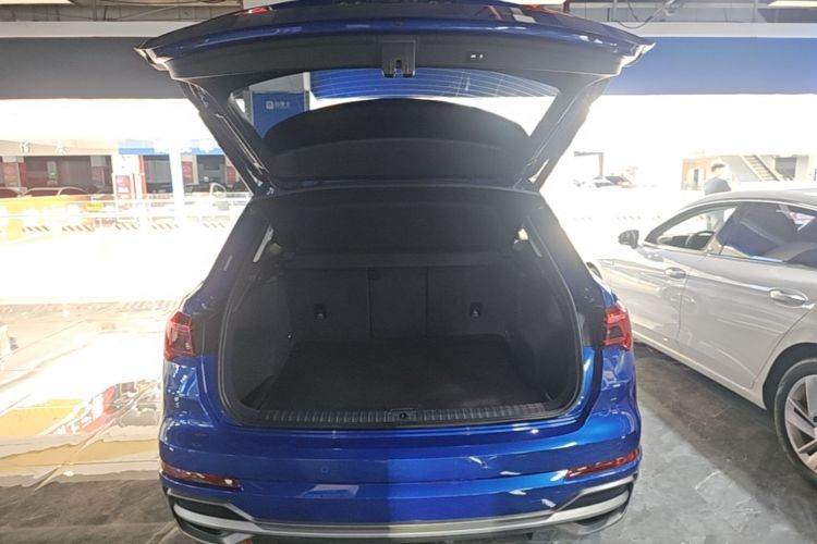 Audi Q3 2019 #21 Audi Q3 2019 car image #21
