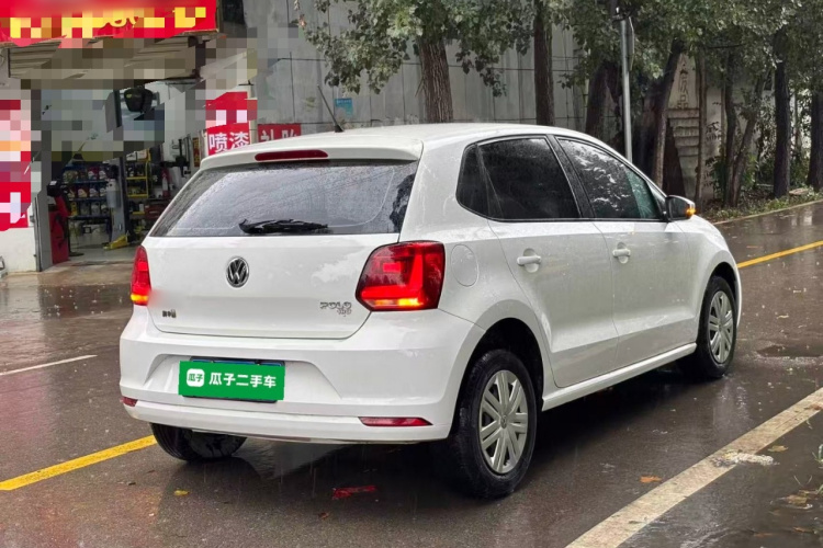 Volkswagen Polo 2019 car image #7