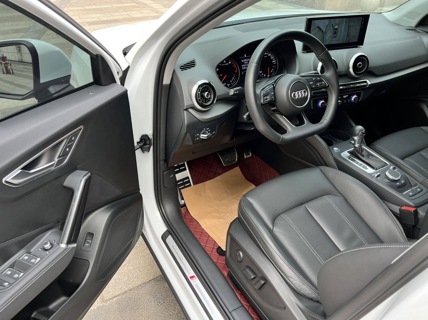 Audi Q2L 2024 #6 Audi Q2L 2024 car image #6
