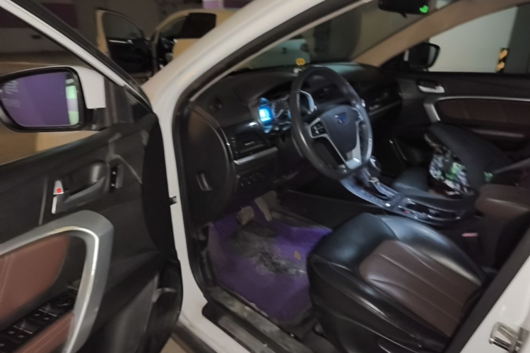GEELY Emgrand 2017 #16 GEELY Emgrand 2017 car image #16