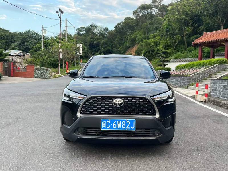 Toyota Corolla Cross 2025 car image #2
