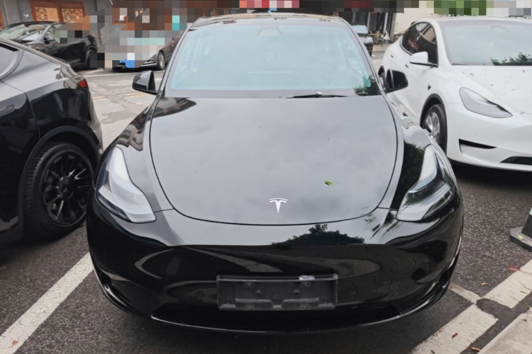 Tesla Model Y 2023 #3 Tesla Model Y 2023 immagine di auto #3