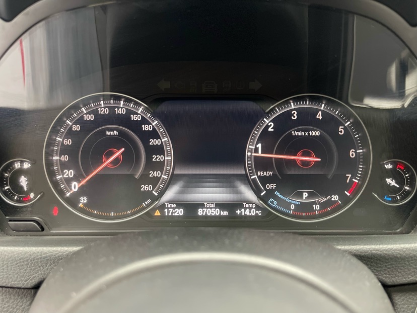 BMW 3 Series 2018 car image #2